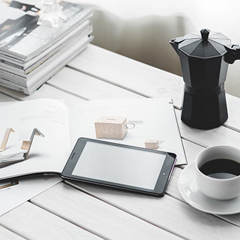 MIAA-076 為了和初戀女友做愛和青梅竹馬的深田詠美練習做愛內射